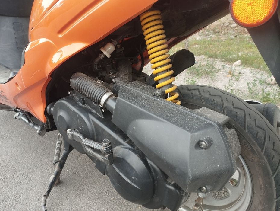 Продам скутер STORM