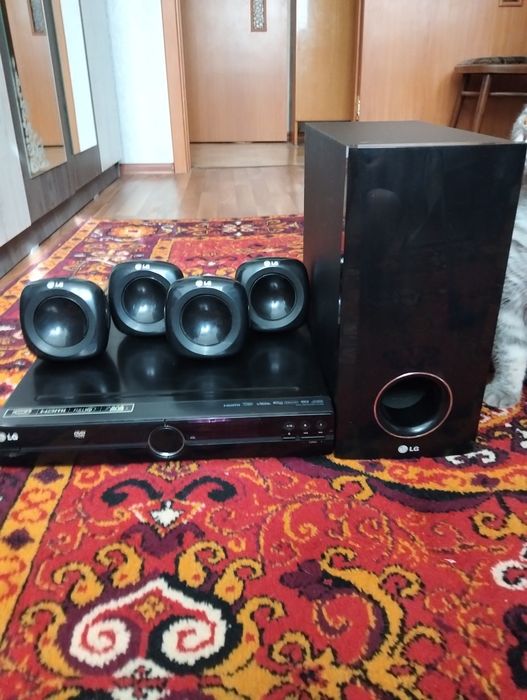 Продам домашний кинотеатр