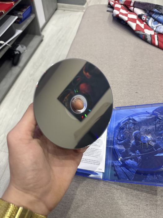 Продавам God of War Ragnarok Ps5