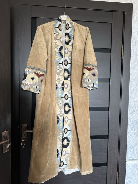 Чапан срочно продается (этно стиль)