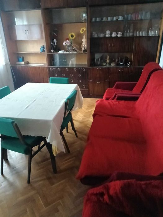 Е-288 - Продава се под етаж от кооперация в кв. „Варош“