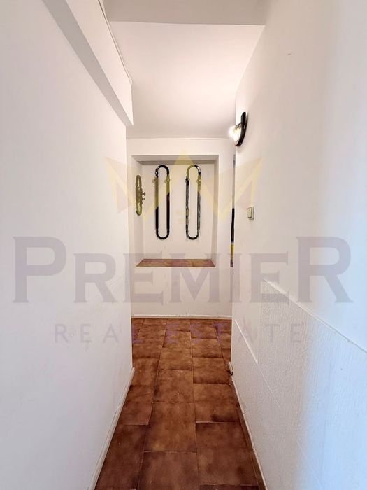 Продава се Двустаен апартамент в Варна, Централна поща - 60 кв.м за 1063 €/кв.м - Снимка #6