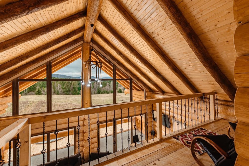 Case și foișoare din busteni lemn rotund