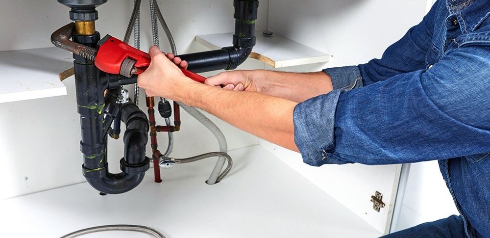 Instalator sanitar  cu experiență - intervenții rapide NON-STOP 24/7
