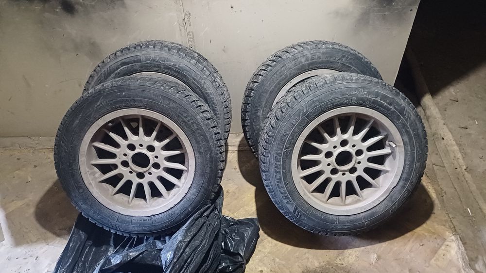 Диски с резиной BMW 32 стиль R15 5x120