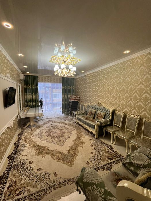 Продам квартиру 3-х комнатную