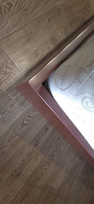 Кровать двухспальная