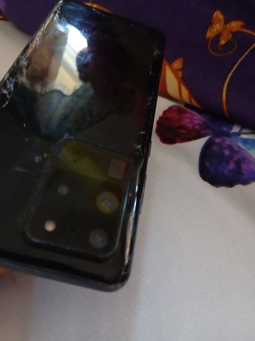 Samsung galaxy S20 ultra 5G. 128 GB