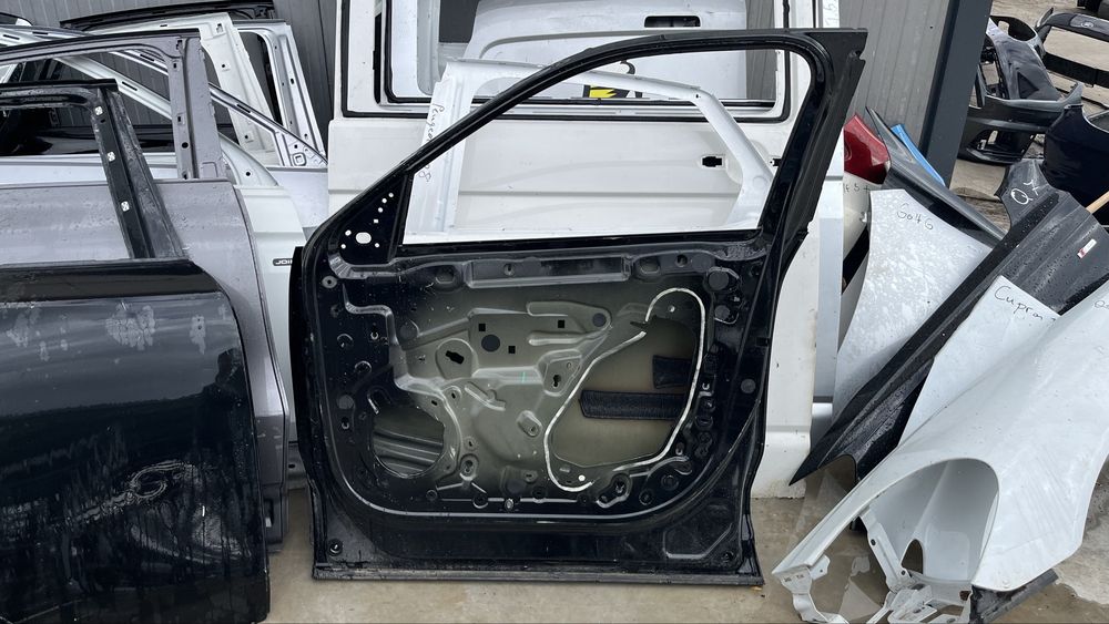 Opel Mokka врата задна дясна и предна дясна