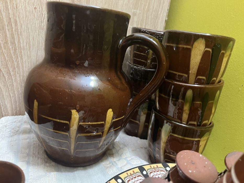 Глинени делви, кани и др.