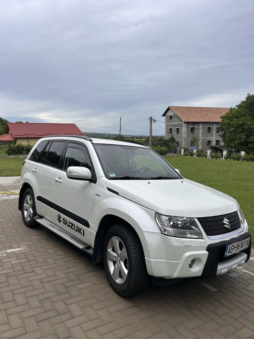 SUZUKI Grand Vitara 2011 — imagine 2