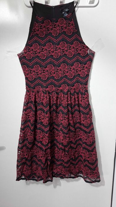 Ликвидация-AQUA дантелена рокля с халтер деколте и разкроена пола