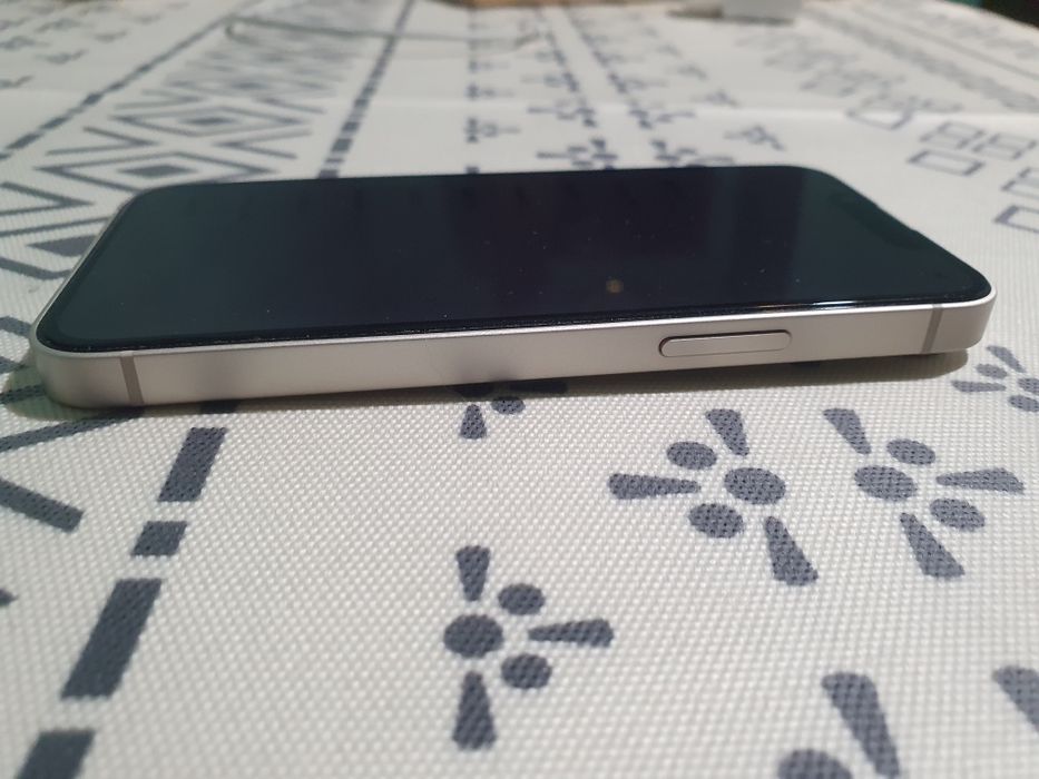 Iphone 13 mini продам