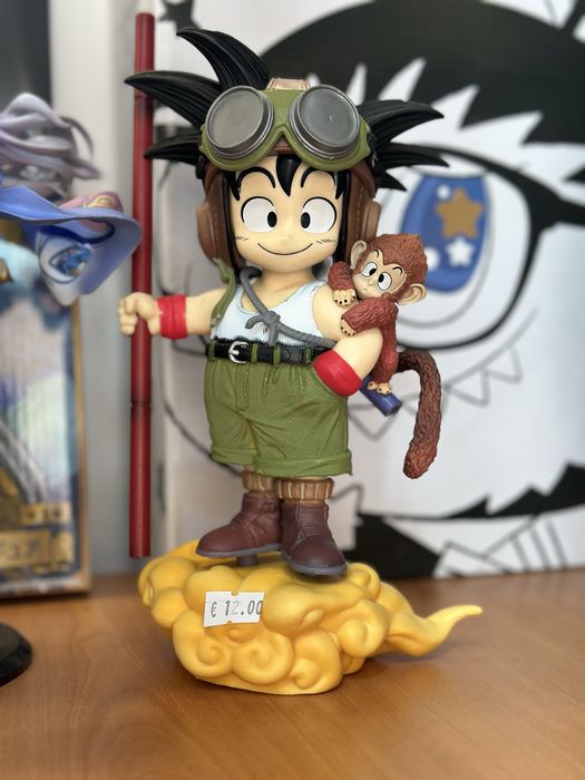 Аниме фигури -Zoro,Luffy,One Piece ,Genshin impact /Anime figury