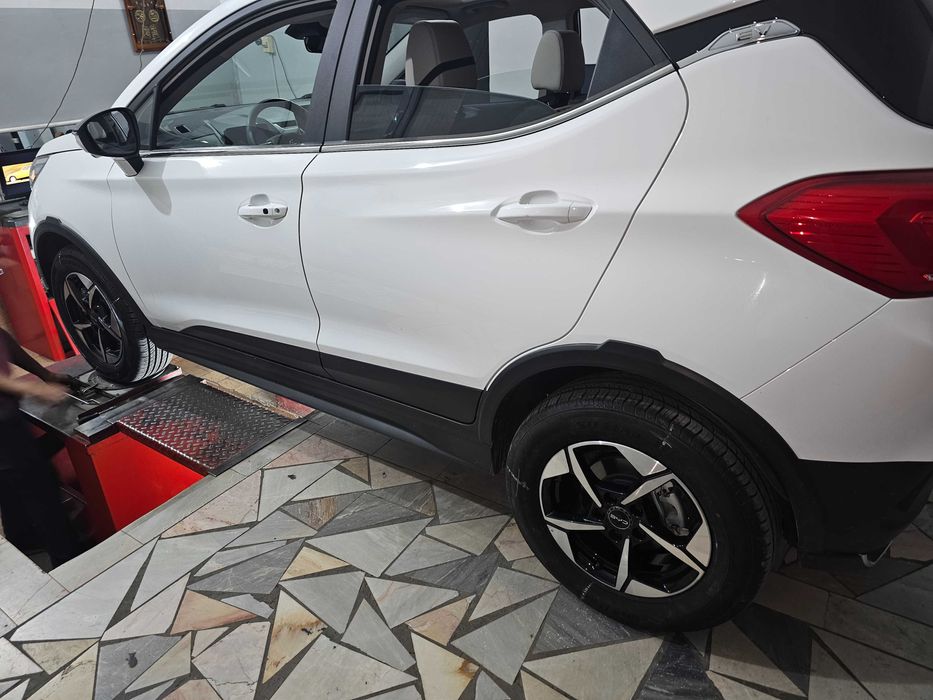 Автомобиль BYD Yuan Pro