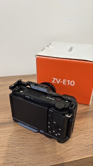 Sony ZV-E10 TTartisan 35mm f/1.4