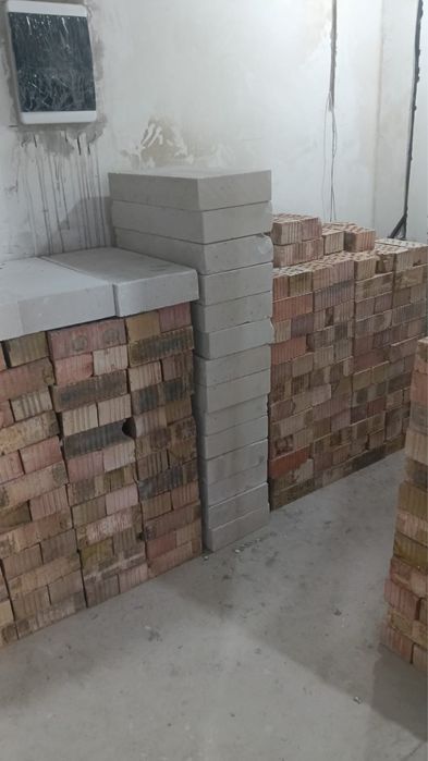 Кирпичи газоблоки