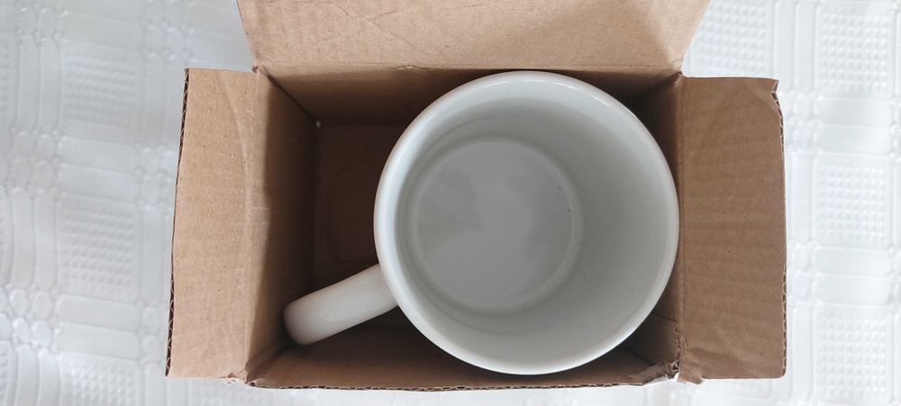 Чаши за червено вино, кафе, чай, термочаши, чиния