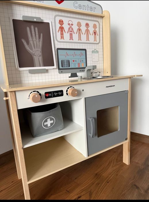 Cabinet medical de jucărie ( varsta 2+)