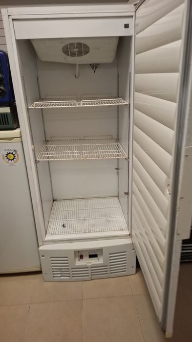 Ремонт холодильников и морозильников