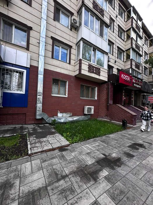Продам 1 ком в центре города