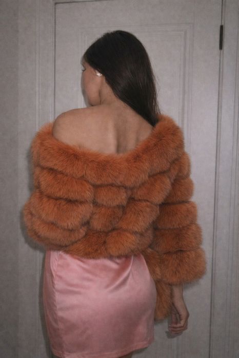 Продам полушубок Дорого!