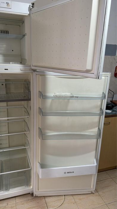 Холодильник BOSCH