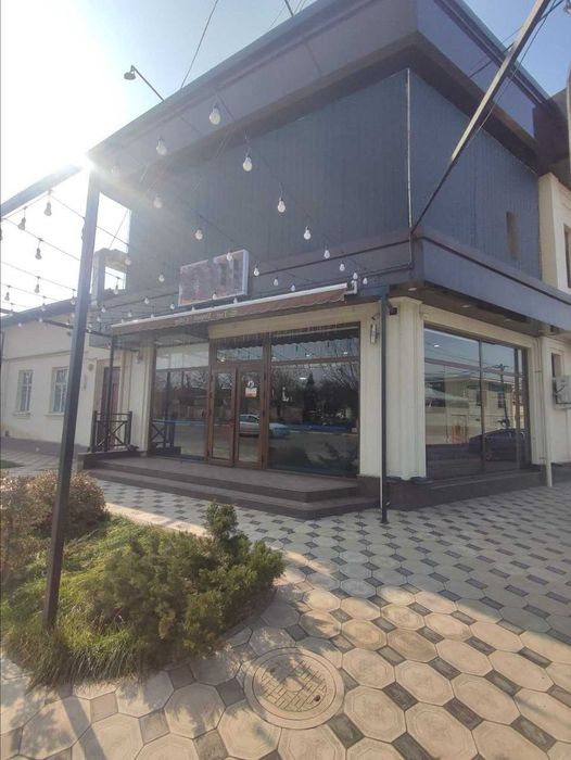 Представляем вашему вниманию отдельно стоящее здание.