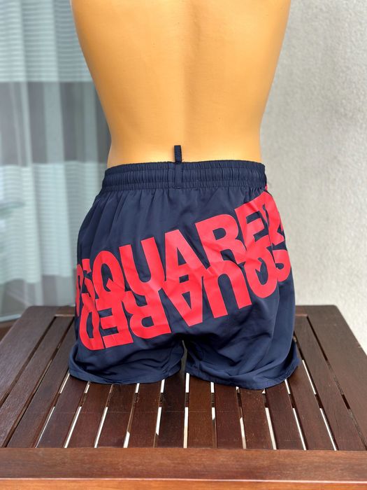 Мъжки плувни шорти DSQUARED2 - размер S, отлично състояние
