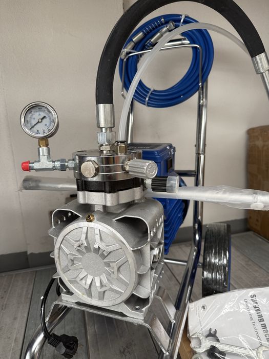 Pompa airless zugravit vopsit varuit 220v 350bar 4,9kw completa furtun