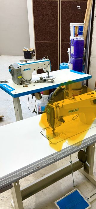 Швейная машинка Jack со столом