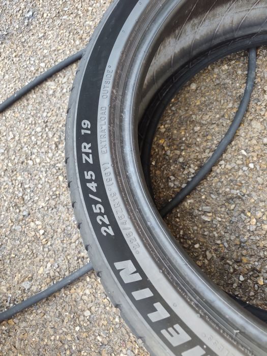 225/45/19" 4бр Michelin pilot sport 5,dot0422,6mm