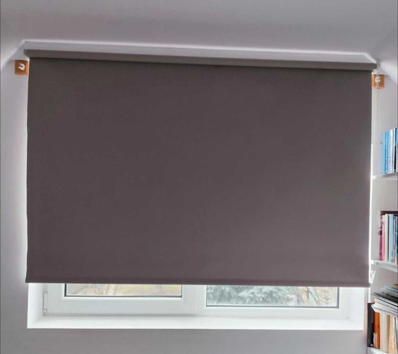 Jaluzea opacă 160x170