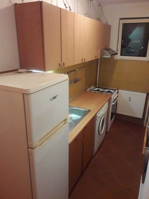 Garsoniera de inchiriat zona Mega Mall