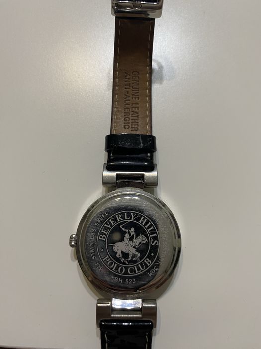 Продам часы POLO