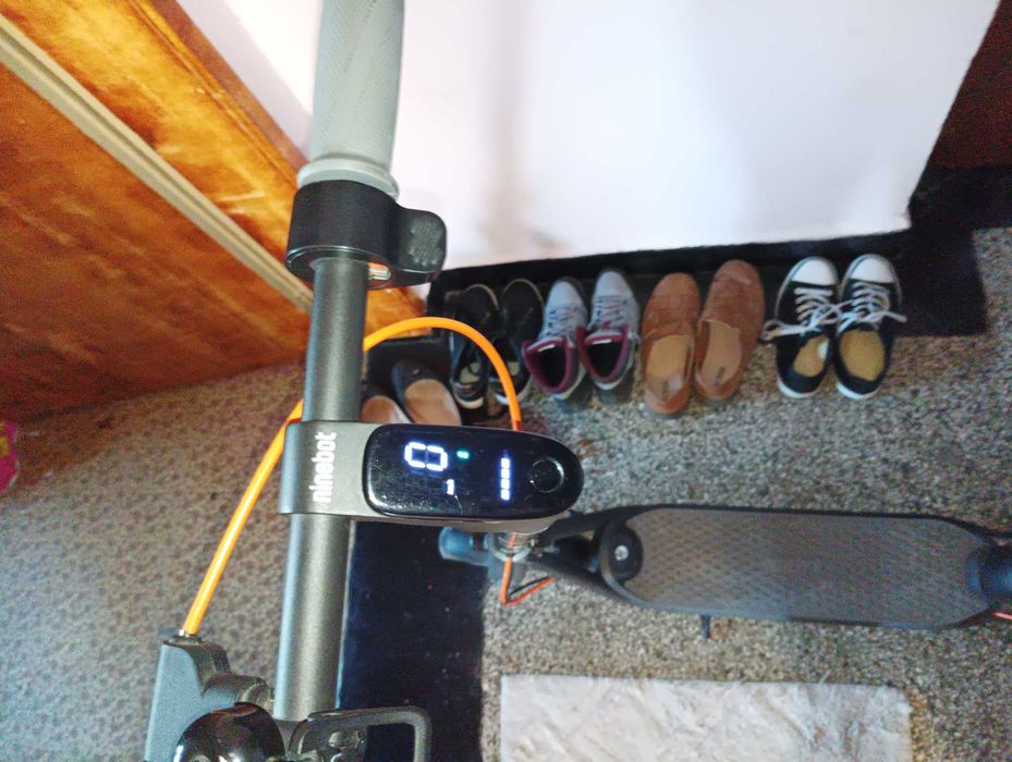 Електрически скутер Segway kick scooter F40E