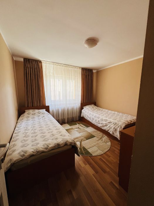 Apartament 2 camere decomandat , Mobilat , Zona centru
