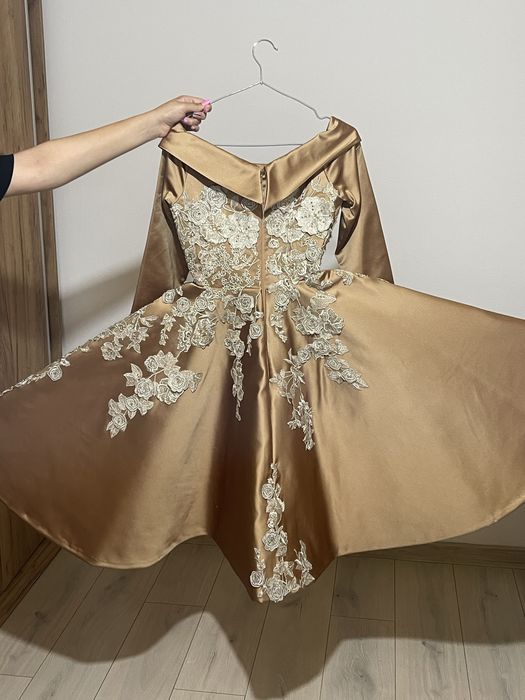 Rochie midi de sera