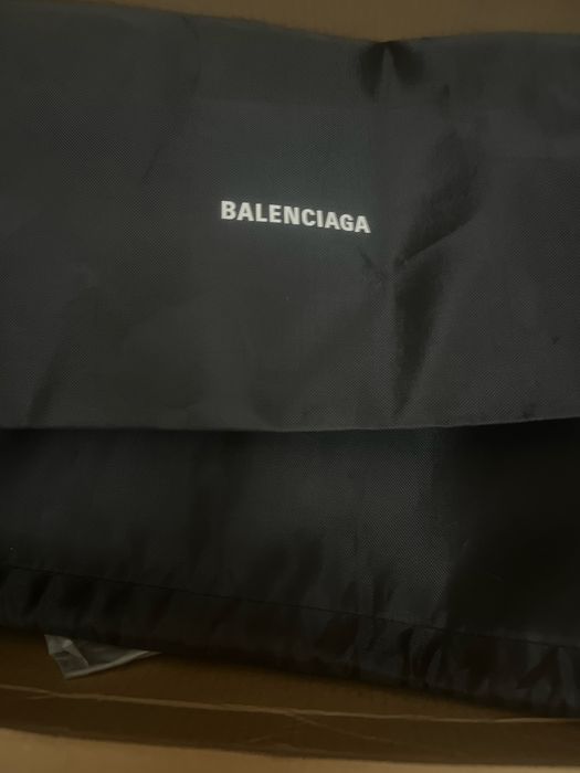 Продам баленсиага траки 1
