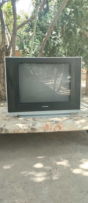 Samsung телевизор