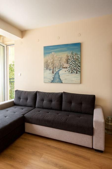 Дава се под наем Двустаен апартамент в Варна, Бриз - 55 кв.м за 400 € - Снимка #2