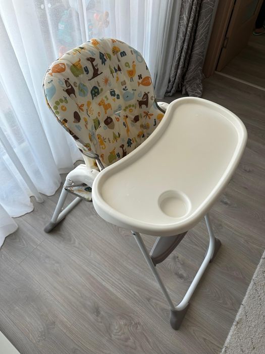 Scaun de masa pentru bebelusi Joie Mimzy Snacker Alphabet