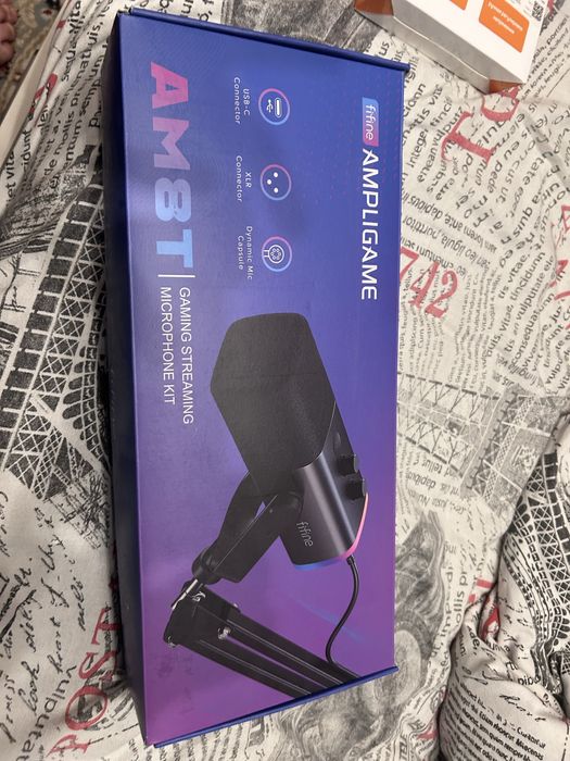 Продам микрофон fifine(AM8T)