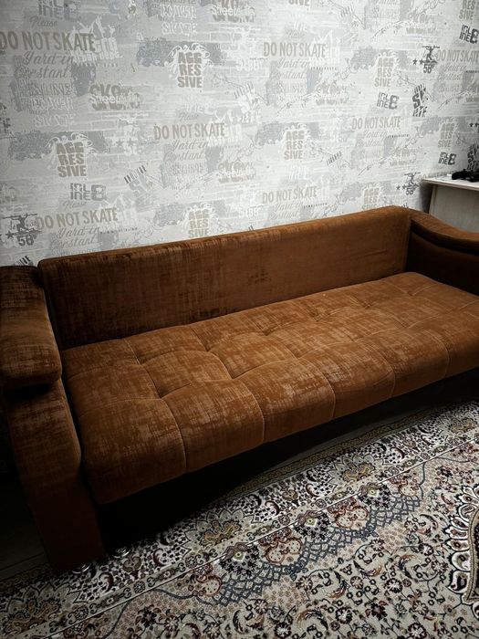 Продам диван в хорошем состоянии