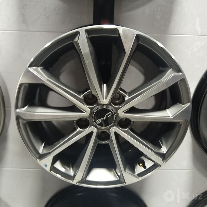 Peregon BYD CHAZOR R16 diska sotuvda