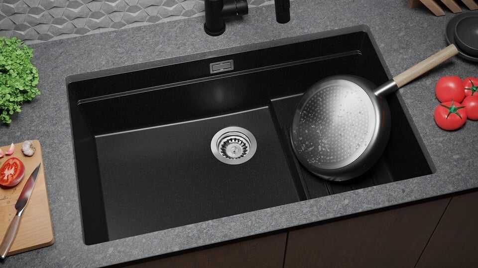 Черна гранитна мивка за монтаж под плот Прага 80 Step Level 560 x 470