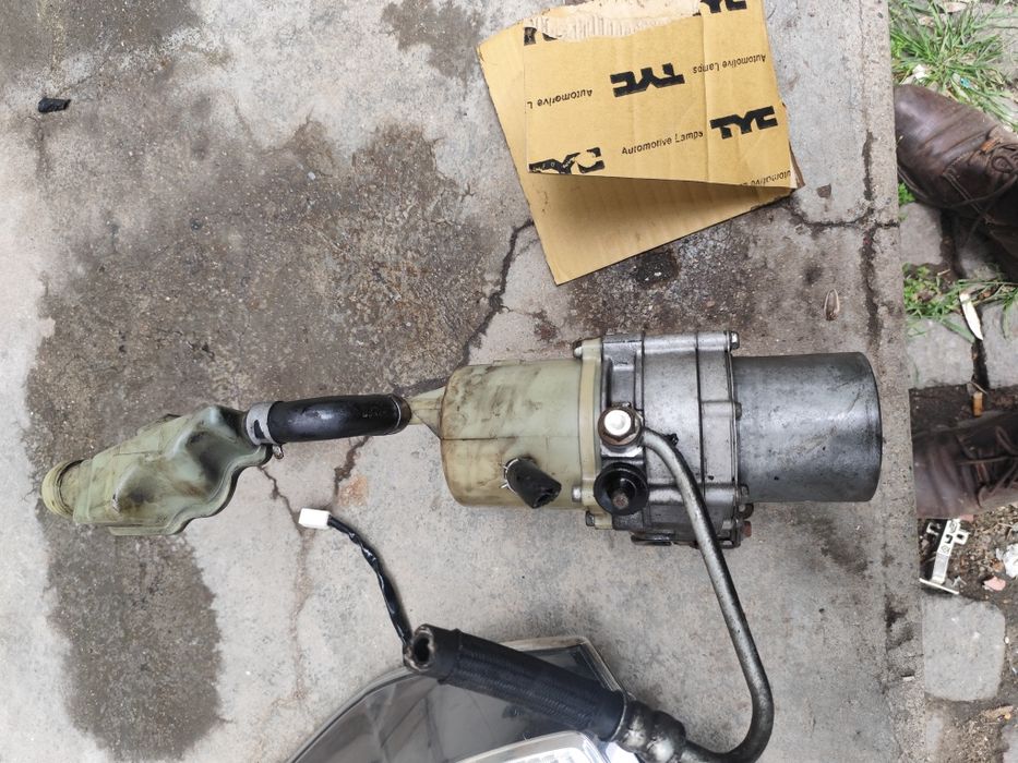 Хидравлична електрическа хидравлика за Мазда от 2003 до2005 и наг