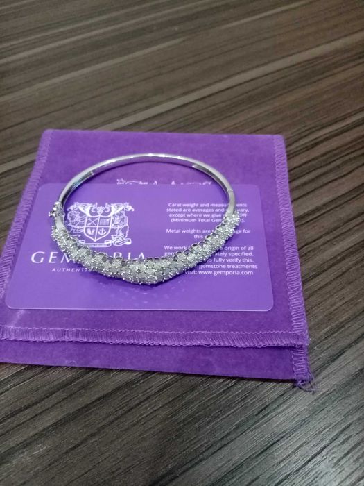 Съртефицирана Бутикува сребърна гривна лемитирама серия 5ct диаманти