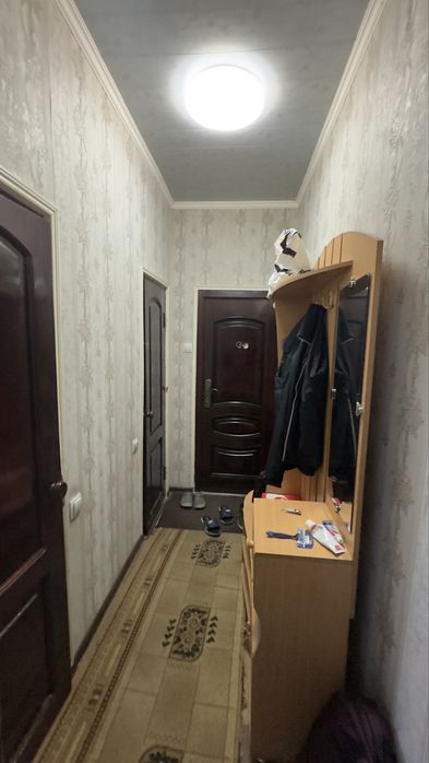 Буюк ипак йули метро олдидан остановка (Муссаввирлар)(шерикликга)