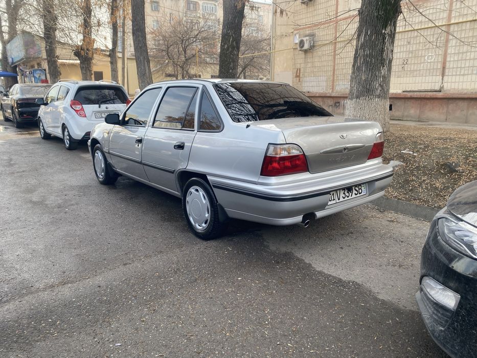 Nexia 1 sons 163.000 min yurgan moshina vapshe zor